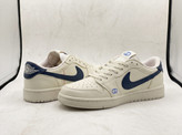 کتونی nike feat gucci رنگ سفید