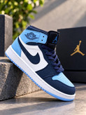 کتونی ساقدار نایک ایر جردن رنگ ابی سرمه ای nike air jordan